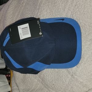 Nike golf hat NWT